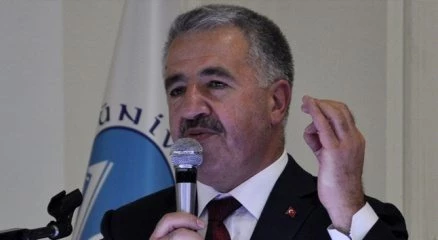 Bakan Arslan?dan GSM operatörlerine ortak altyapı çağrısı