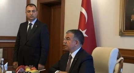 Bakan Yılmaz: ?Türkiye?deki eğitim standartları Amerika?dan daha iyi?