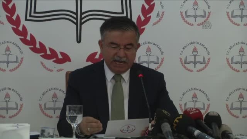 Bakan Yılmaz: `Yaklaşık 20 Bin Suriyeli Öğretmene Eğitim Verilecek`