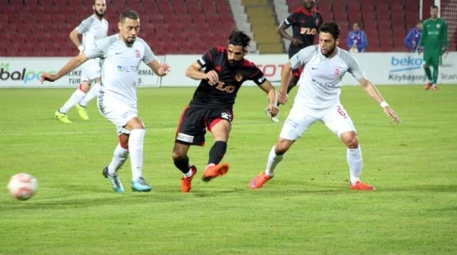 Balıkesir`de tek gollü galibiyet
