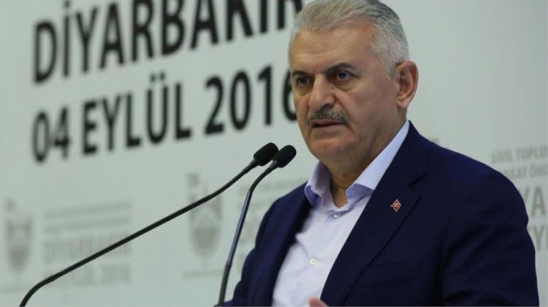Başbakan: 14 bin öğretmene görev verilmeyecek