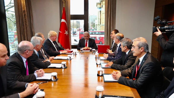 Başbakan Yıldırım, İngiltere Dışişleri Bakanı Johnson ile görüştü