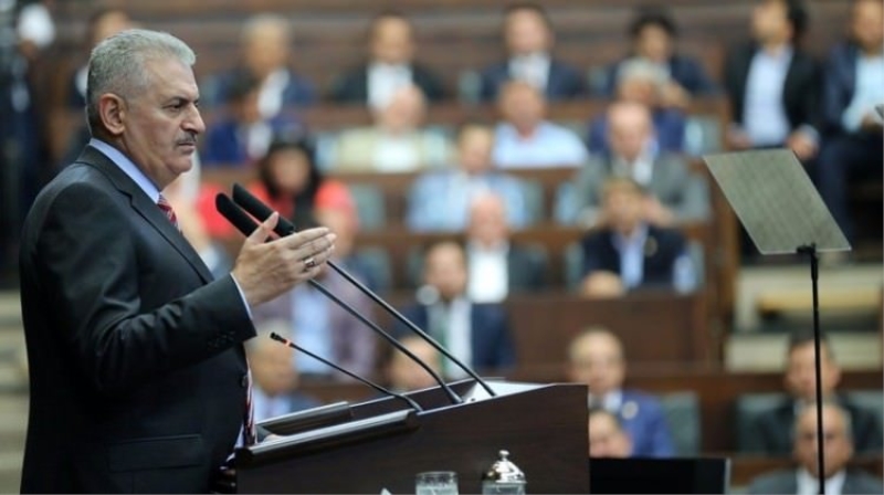 Başbakan Yıldırım konuşurken ihbar geldi