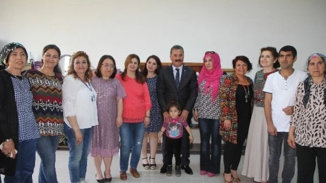 Başkan Tuna`dan Kadınlara Siyaset Desteği