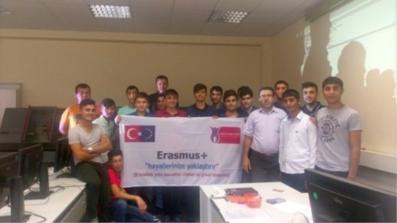 Batmanlı Öğrenciler Almanya`da Eğitim Aldı