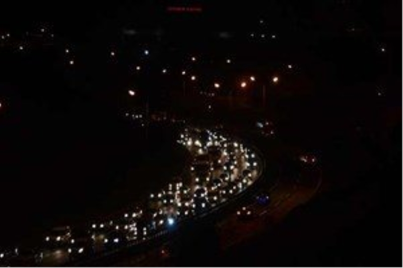 Bayram tatilcileri dönüşe geçti!