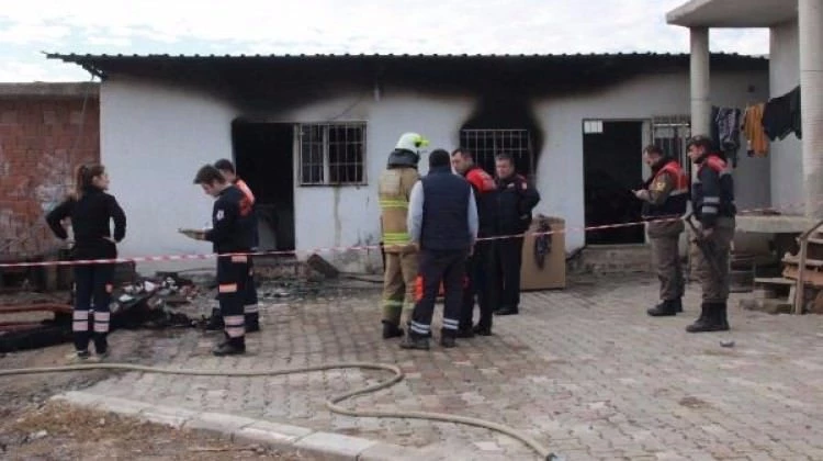 Bedensel ve görme engelli kadın yanarak can verdi