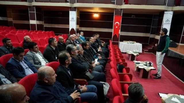 Belediye Otobüsü Şoförlerine Eğitim Verildi