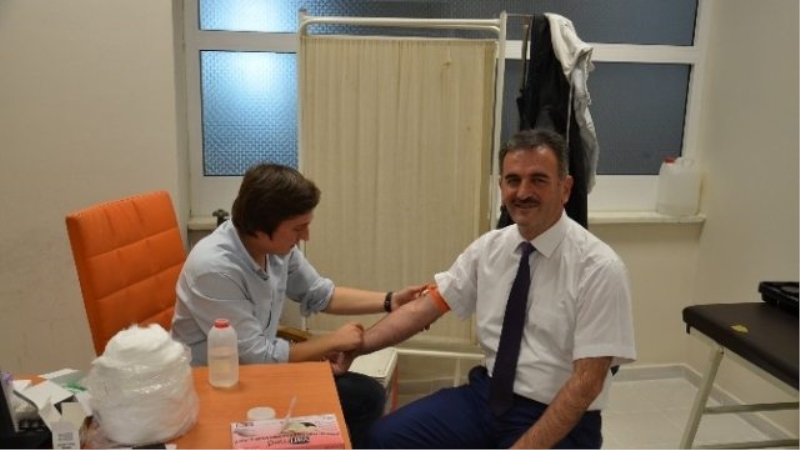 Belediye Personeli Sağlık Taramasından Geçti