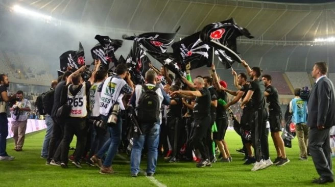 Beşiktaş 24 sezonluk hasreti bitirdi