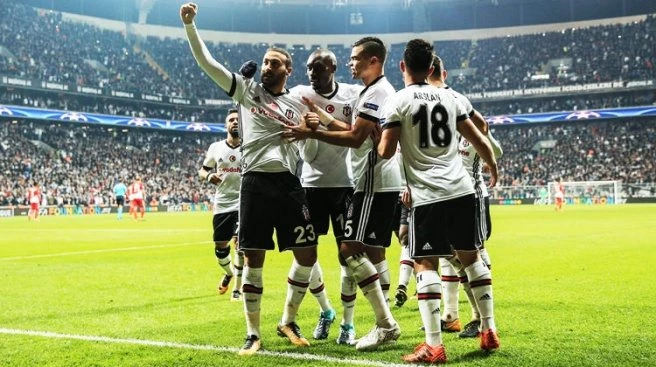 Beşiktaş`ın yıldızlarına teklif yağmuru!