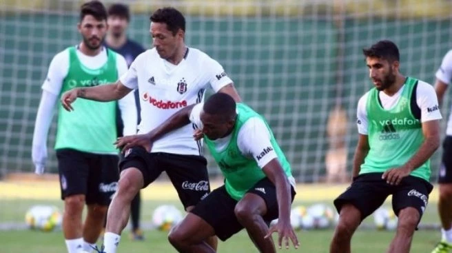 Beşiktaş`ta eksik antrenman