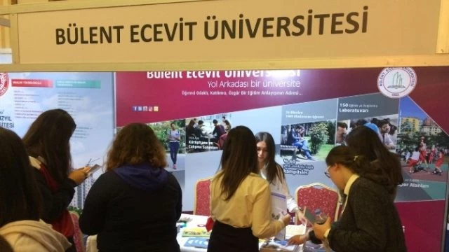 Beü Afyon Eğitim Fuarına Katıldı