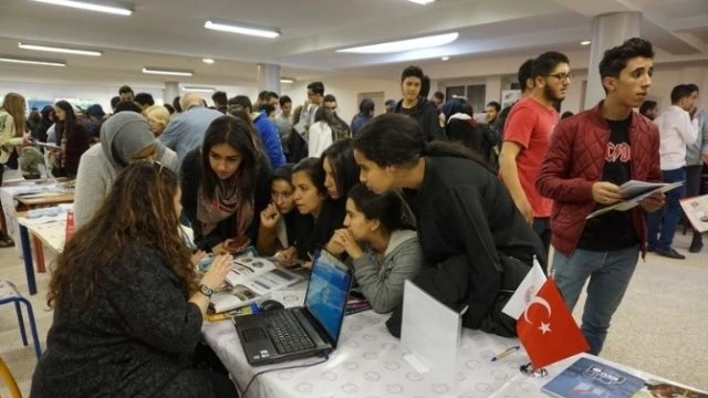 Beü Fas Eğitim Fuarının Yıldızı Oldu