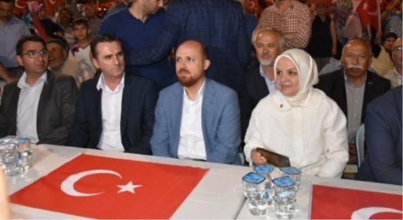 Bilal Erdoğan demokrasi nöbetine katıldı