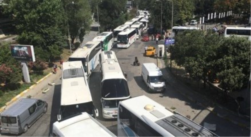 Biletler tükenince ek seferler konuldu