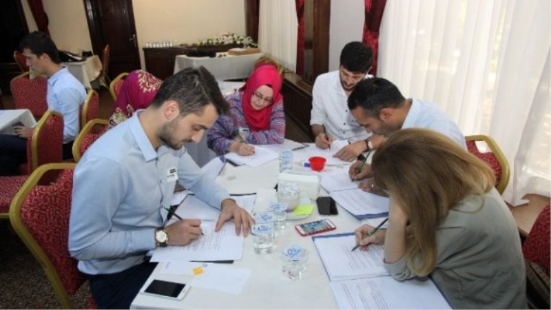 Bilgievleri Yeni Dönem Öncesi Eğitimcilerine Eğitim Verdi