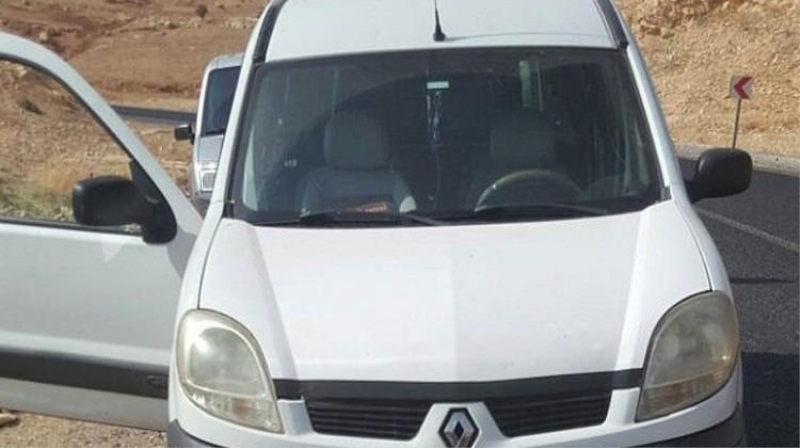 Bombalı araç saldırıları önlendi