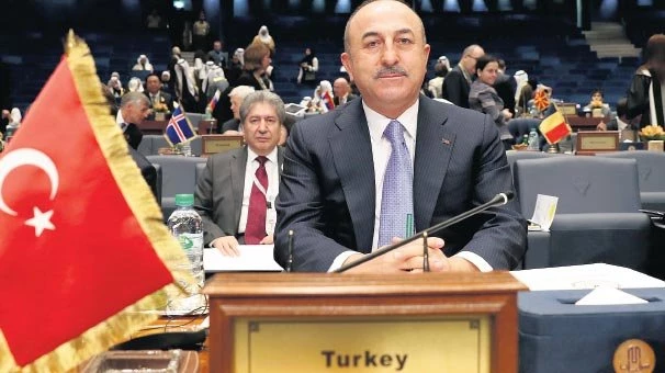 ?Bu tür sözler bizi kandırmaya yetmez?