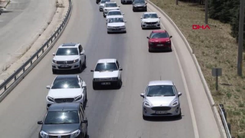 BURDUR`DA TATİL DÖNÜŞÜ TRAFİK YOĞUNLUĞU