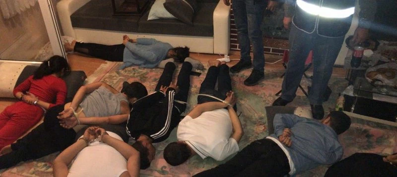 BURSA`DA LÜKS VİLLAYA BASKIN