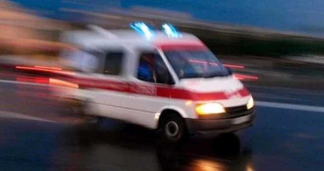 Bursa`da otomobil takla attı: 2 yaralı