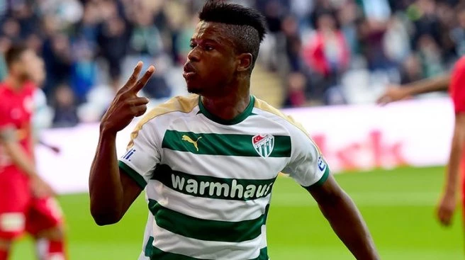 Bursaspor`da sakatlık şoku! 1 ay yok...