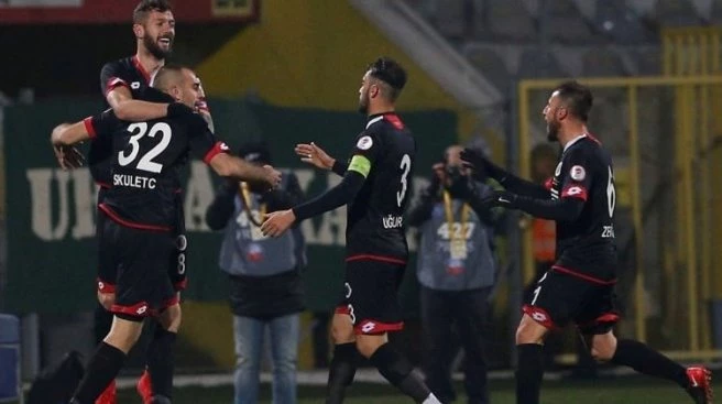 BURSA`Yİ DEVİREN GENÇLER AVANTAJI KAPTI!