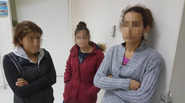 Çaldıklarını satarken yakalandılar