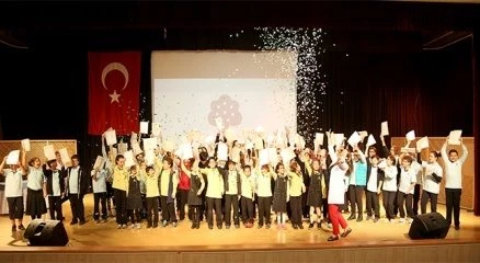 Cambridge?den İhlas Eğitim Kurumları öğrencilerine sertifika