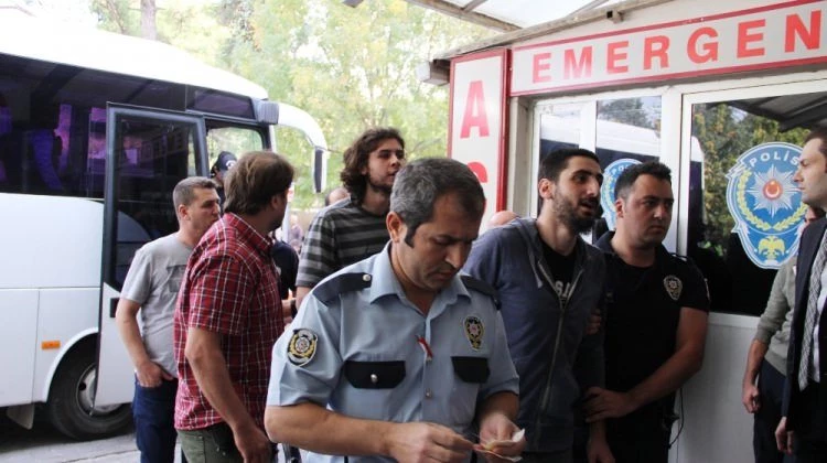 Çanakkale'de üniversitede gerginlik: 17 gözaltı
