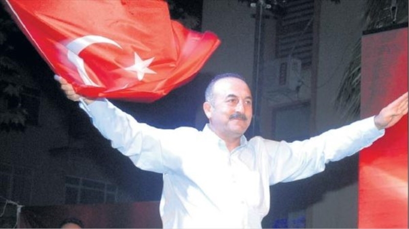 Çavuşoğlu: Gözlerini nefret bürümüş