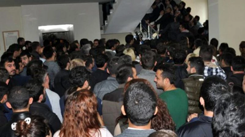 ÇAYKUR`un 300 mevsimlik işçi alım ilanına 35 bin 412 kişi başvurdu