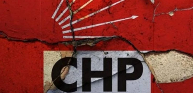 CHP`de deprem! Hepsi birden istifa etti