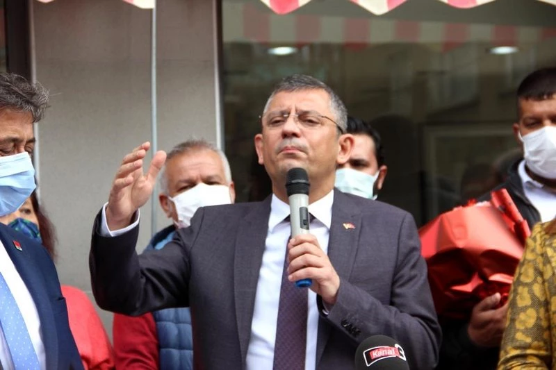 CHP Grup Başkanvekili Özel`den emekli amirallerin bildirisine ilişkin açıklama