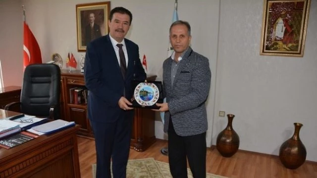 Çiftelerliler Derneği`nden İl Milli Eğitim Müdürü Özen`e Ziyaret