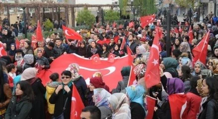 Cizre teröre karşı ?tek ses tek yürek? oldu