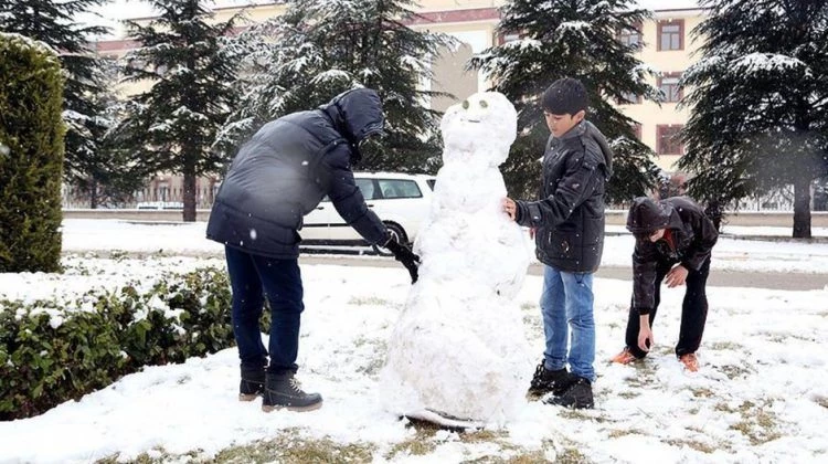 Çorum'da kar tatili!