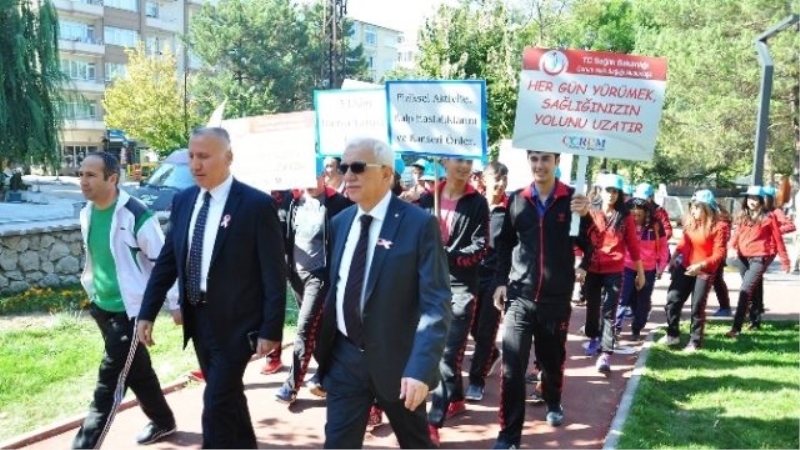 Çorum`da Sağlıklı Yaşam Yürüyüşü