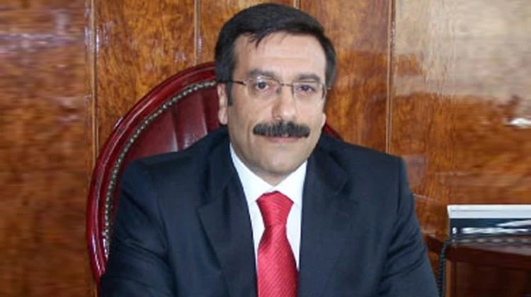 Cumali Atilla kimdir? Aslen nereli ve kaç yaşındadır?
