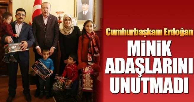 Cumhurbaşkanı Erdoğan minik adaşları ile görüştü