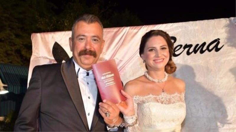Cumhuriyet Savcısına nikahta kelepçe
