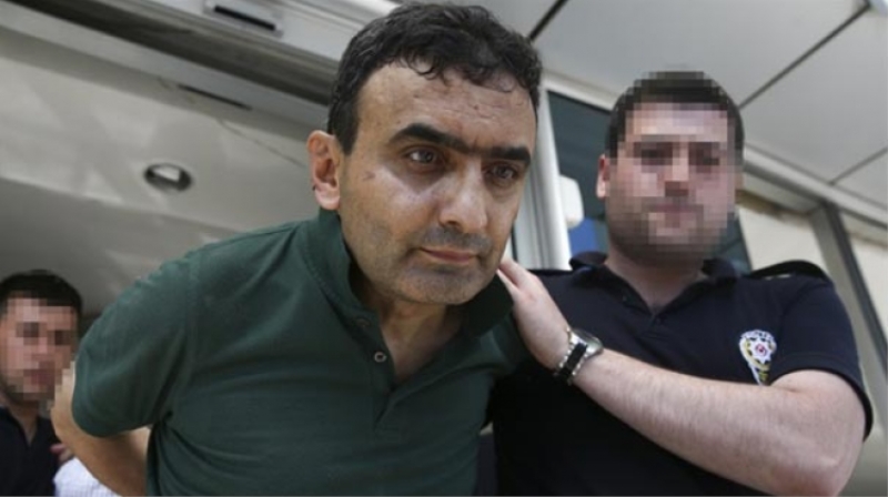 Darbeye direnecek teğmenleri gazinoda topladılar