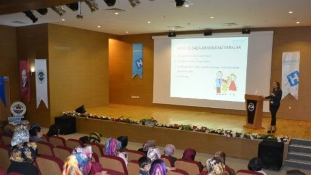 Dilovası`nda Sağlık Konferansı Düzenlendi