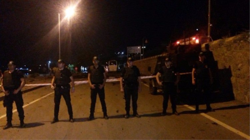 Diyarbakır'da patlama: Ölü ve yaralılar var!