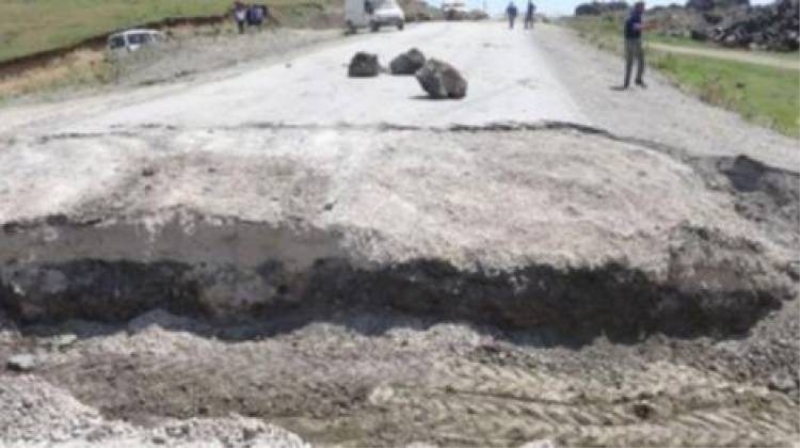 Doğubayazıt- Çaldıran yolu ulaşıma kapatıldı