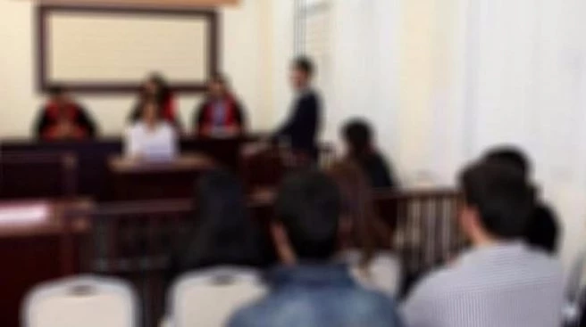 Dolabında el bombası bulunan FETÖ`cü polise hapis