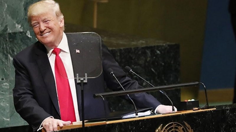 Donald Trump`tan ilginç mesaj: Kaybedenlerin Babalar Günü kutlu olsun