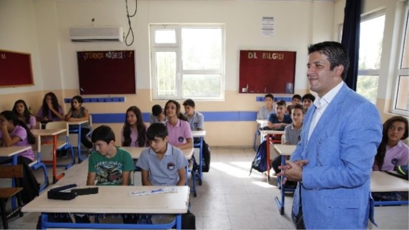 Döşemealtı`nda Eğitim-öğretim Yılı Törenle Başladı