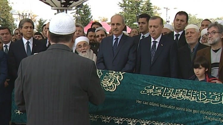Duasını Erdoğan yaptırdı!
